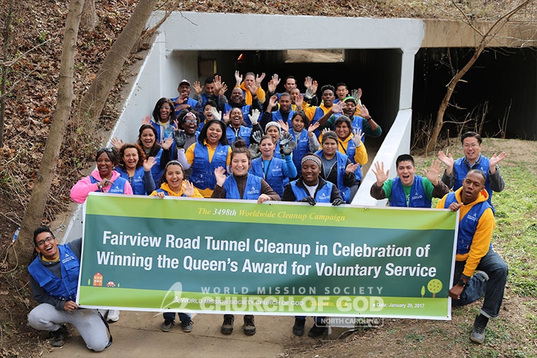 World Mission Society Church of God, WMSCOG, Charlotte, NC, volunteers, graffiti, cleanup, paint, Keep Charlotte Beautiful, Charlotte tunnels